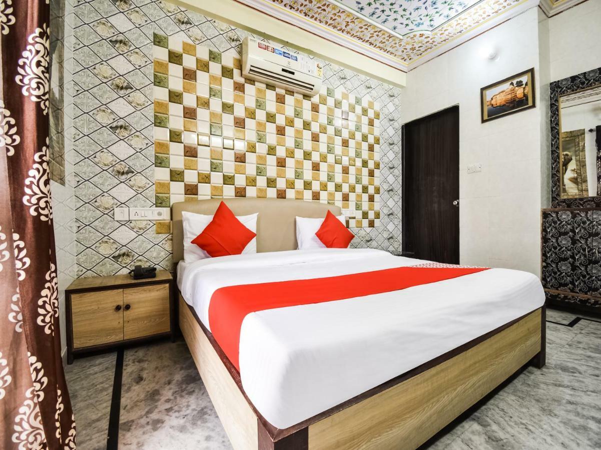 Oyo 48665 Kesar Palace Amer Ngoại thất bức ảnh