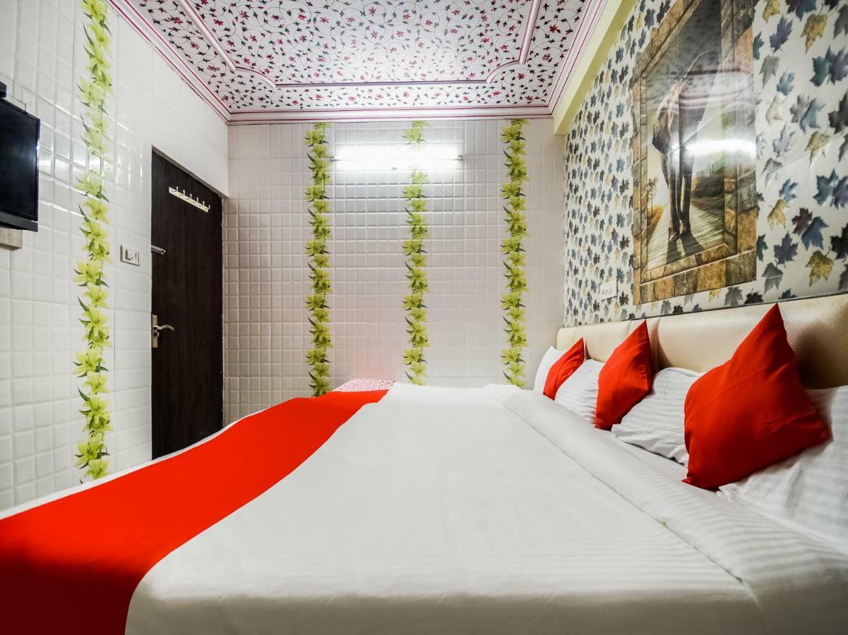Oyo 48665 Kesar Palace Amer Ngoại thất bức ảnh