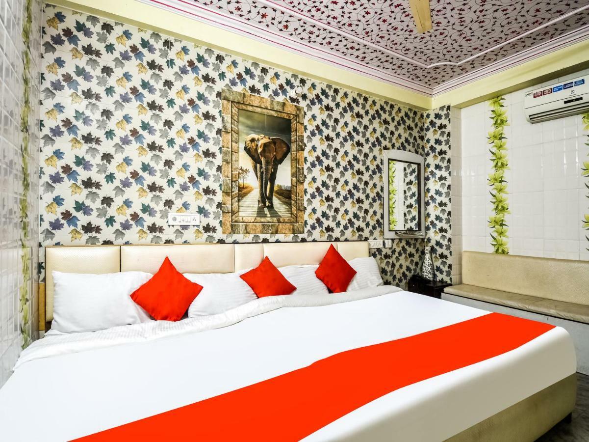 Oyo 48665 Kesar Palace Amer Ngoại thất bức ảnh