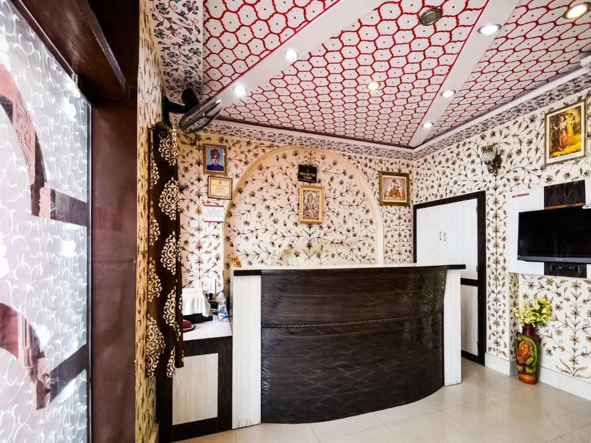 Oyo 48665 Kesar Palace Amer Ngoại thất bức ảnh